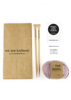 Blueberry Muffin Snood And Headband X @morganemathieu -We Are Knitters Sales EN knitting kit petite blueberry snood headband 3 BLUEB