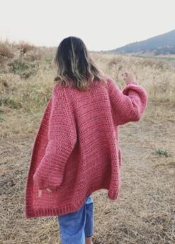 Pocket Cardigan X @susimiu 9 Pocket Cardigan X @susimiu -We Are Knitters Sales crochet kit petite wool pocket cardigan en 04