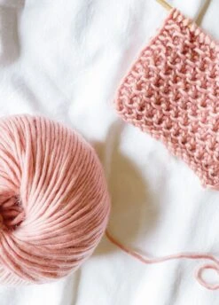 Meriwool 100% Merino Wool Superwash Dusty Pink -We Are Knitters Sales dusty pink 01