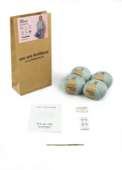 Filu Sweater -We Are Knitters Sales kit crochet finita sweater filu sweater EN 03