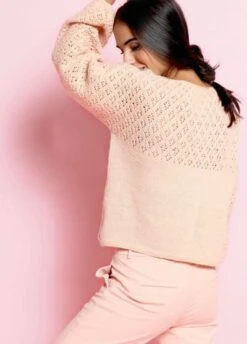 Thread Sweater -We Are Knitters Sales kit knitting finita sweater thread sweater EN 04