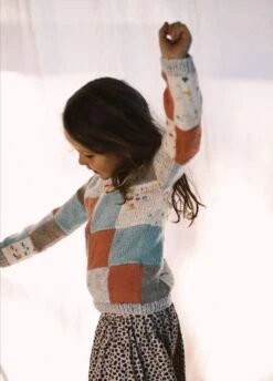 James Kid Sweater X @fringeandfrange -We Are Knitters Sales knitting kit baby alpaca james and beanie kid en 04