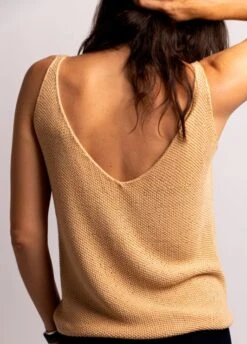 Basil Top -We Are Knitters Sales knitting kit bamboo basil top en 04 v2