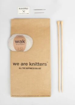 Kale Beanie -We Are Knitters Sales knitting kit boucle cloud kale beanie en 03