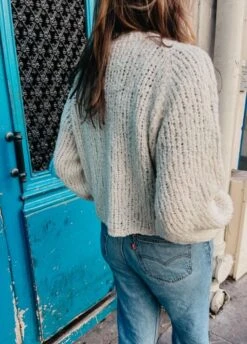 Mushroom Sweater -We Are Knitters Sales knitting kit boucle cloud mushroom sweater en 04