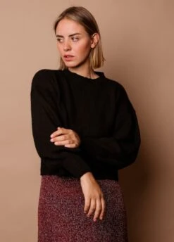 Bonfire Sweater -We Are Knitters Sales knitting kit finita yarn bonfire sweater en 05 1