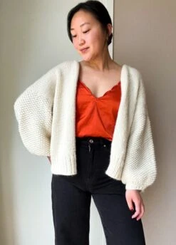 Kobe Cardigan WAK Edition By November Knits -We Are Knitters Sales knitting kit petite wool kobe cardigan en 04