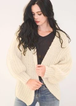 Mama Cardigan X @therealkrystenritter