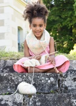 Row Row Snood For Kids -We Are Knitters Sales knitting kit petite wool row row snood kids en 04