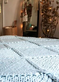 No4 Blanket -We Are Knitters Sales knitting kit wool No4 Blanket EN 04