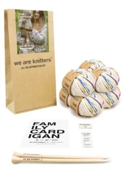 Family Cardigan X Smallable -We Are Knitters Sales knitting kit wool family cardigan en 03