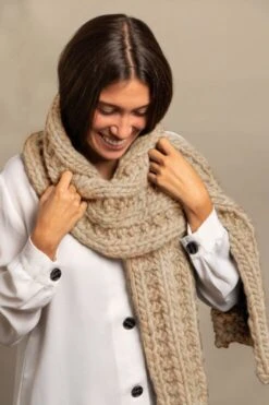 Nico Scarf -We Are Knitters Sales knitting kit wool nico scarf 02 en2 1