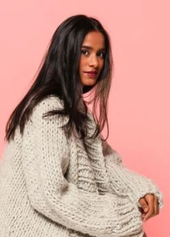 Saleem Cardigan -We Are Knitters Sales knitting kit wool saleem cardigan EN 05