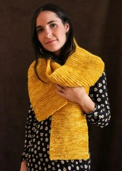 Vega Scarf -We Are Knitters Sales knitting kit wool vega scarf en 04