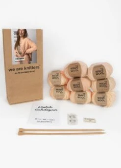 Vinter Cardigan -We Are Knitters Sales knitting kit wool wave vinter cardigan en 03
