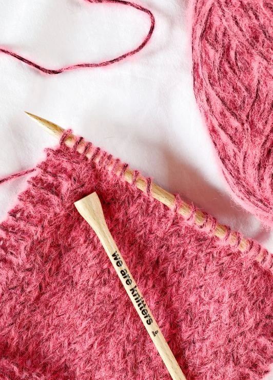 The Double Trouble Yarn Neon Pink 6 The Double Trouble Yarn Neon Pink - Image 4