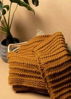 Athens Blanket -We Are Knitters Sales knitting wool athens blanket en 04