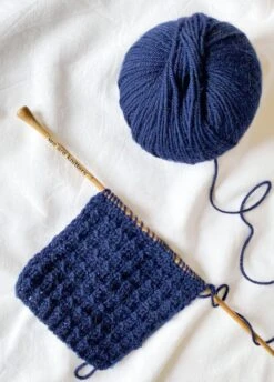 100% Baby Alpaca Blue Rey -We Are Knitters Sales skeins knitting baby alpaca blue rey en 05 1