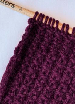 100% Baby Alpaca Bordeaux 9 100% Baby Alpaca Bordeaux -We Are Knitters Sales skeins knitting baby alpaca bordeaux en 05