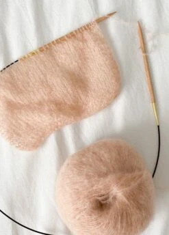 Touch Me Mohair Salmon -We Are Knitters Sales skeins knitting baby alpaca mohair salmon en 04