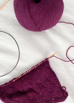 Finita Yarn Bordeaux -We Are Knitters Sales skeins knitting merino baby alpaca finita yarn bordeaux en 05