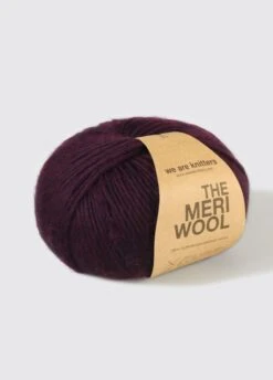 Meriwool 100% Merino Wool Superwash Spotted Bourdeaux -We Are Knitters Sales skeins knitting meriwool merino spotted bordeaux en 03b