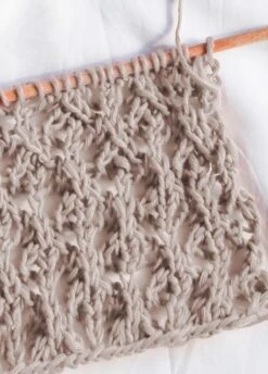 100% Pima Cotton Pearl Grey -We Are Knitters Sales skeins knitting pima cotton pearl grey en 05