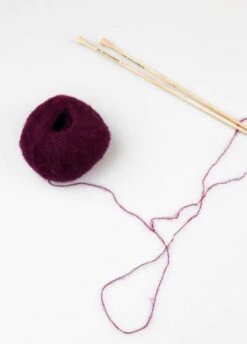 Touch Me Mohair Bordeaux -We Are Knitters Sales skeins mohair bordeaux en 04b