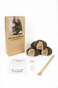 Trendy Heart Châle By Mlle Sophie -We Are Knitters Sales trendy heart chale web