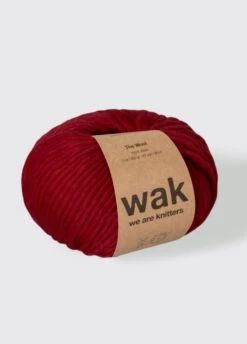 100% Wool Lipstick Red -We Are Knitters Sales wool lipstick red derecha baja 1 1